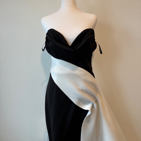 ASOS Black and White Gown - Picture 4 of 11